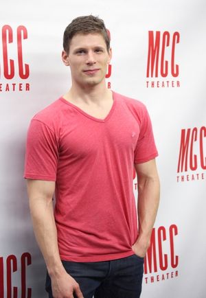 Matt Lauria  Photo