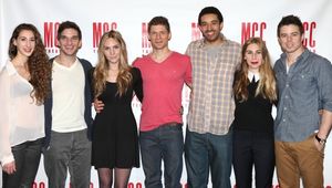 Lauren Culpepper, Evan Jonigkeit, Aleque Reid, Matt Lauria, Kobi Libii,  Zosia Mamet  Photo