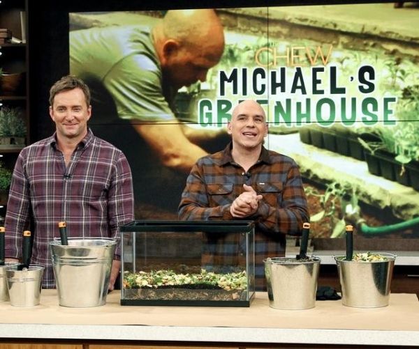 CLINTON KELLY, MICHAEL SYMON Photo