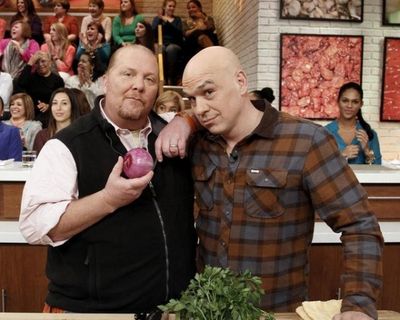 MARIO BATALI, MICHAEL SYMON Photo
