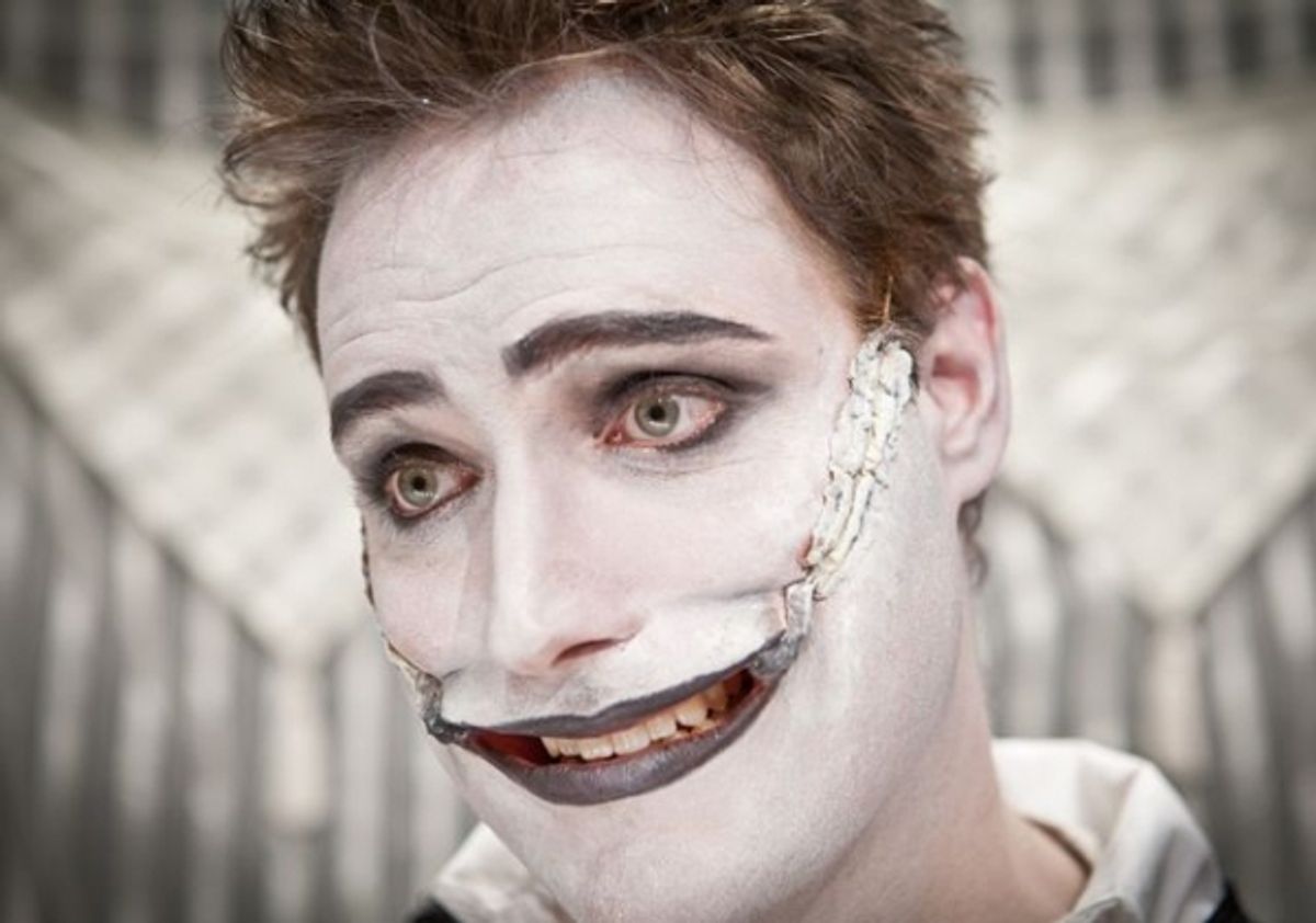 Dave Droxler as Gwynplaine at 