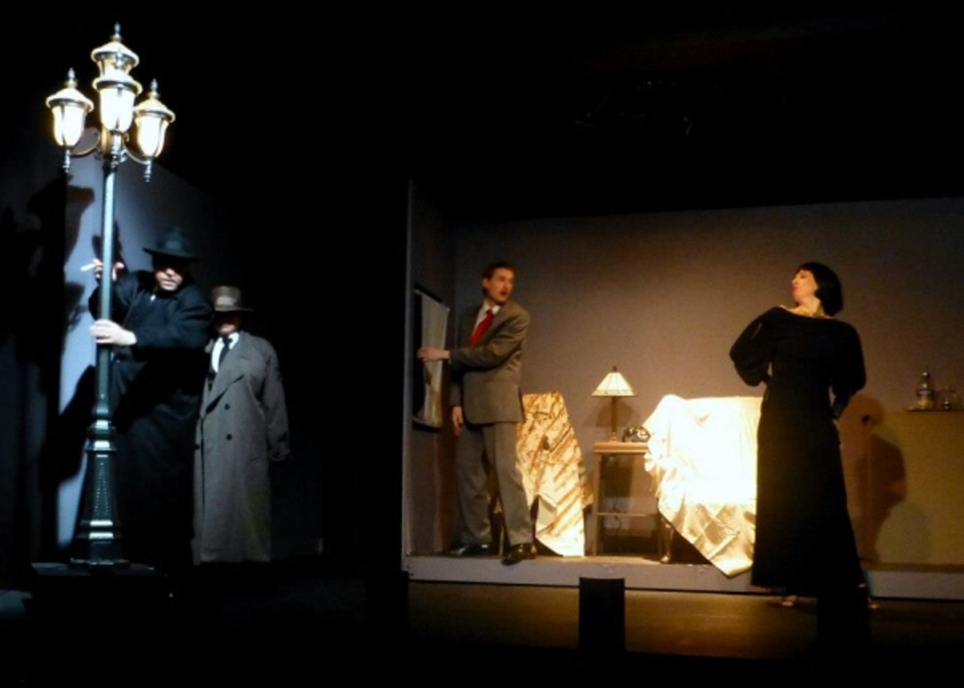 Photo Flash: First Look at Frank Weidner, Patricia Butler and More in Kentwood's THE 39 STEPS  Image