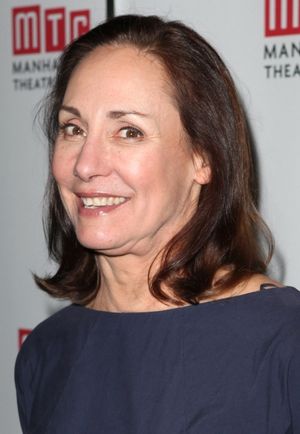 Laurie Metcalf
@ BroadwayWorld Laurie Metcalf
Photo