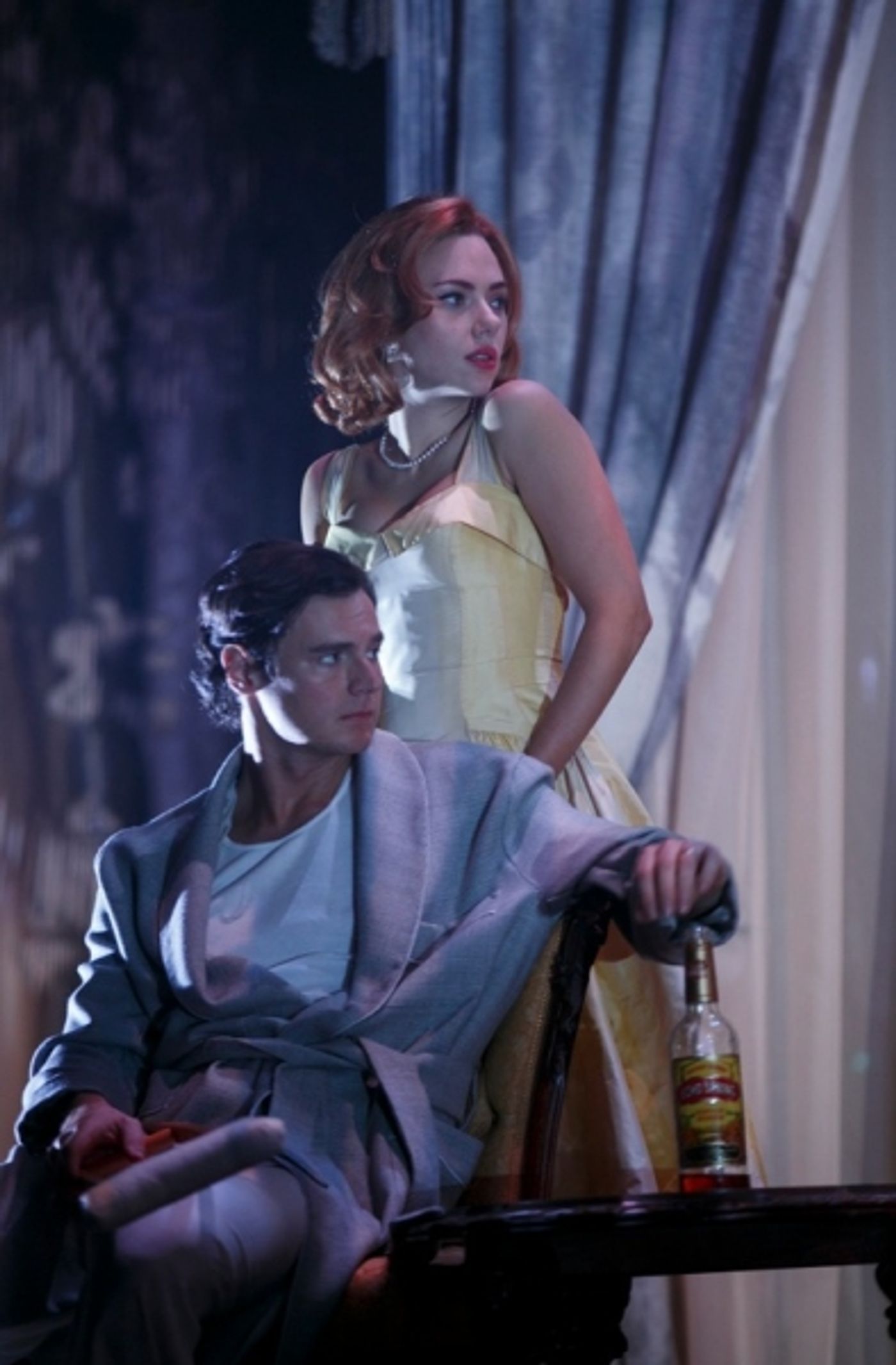 Photo Flash: First Look at Benjamin Walker, Scarlett Johansson & More in CAT ON A HOT TIN ROOF Image