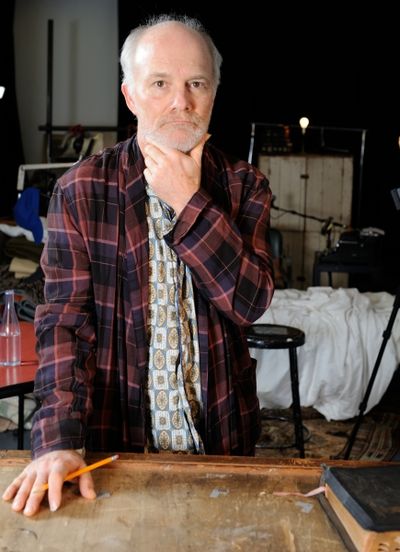 Dan Butler as detective Porfiry Photo