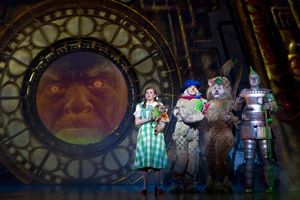 Danielle Wade, Jamie McKnight, Lee MacDougall and Mike Jackson @ BroadwayWorld Danielle Wade, Jamie McKnight, Lee MacDougall and Mike Jackson Photo