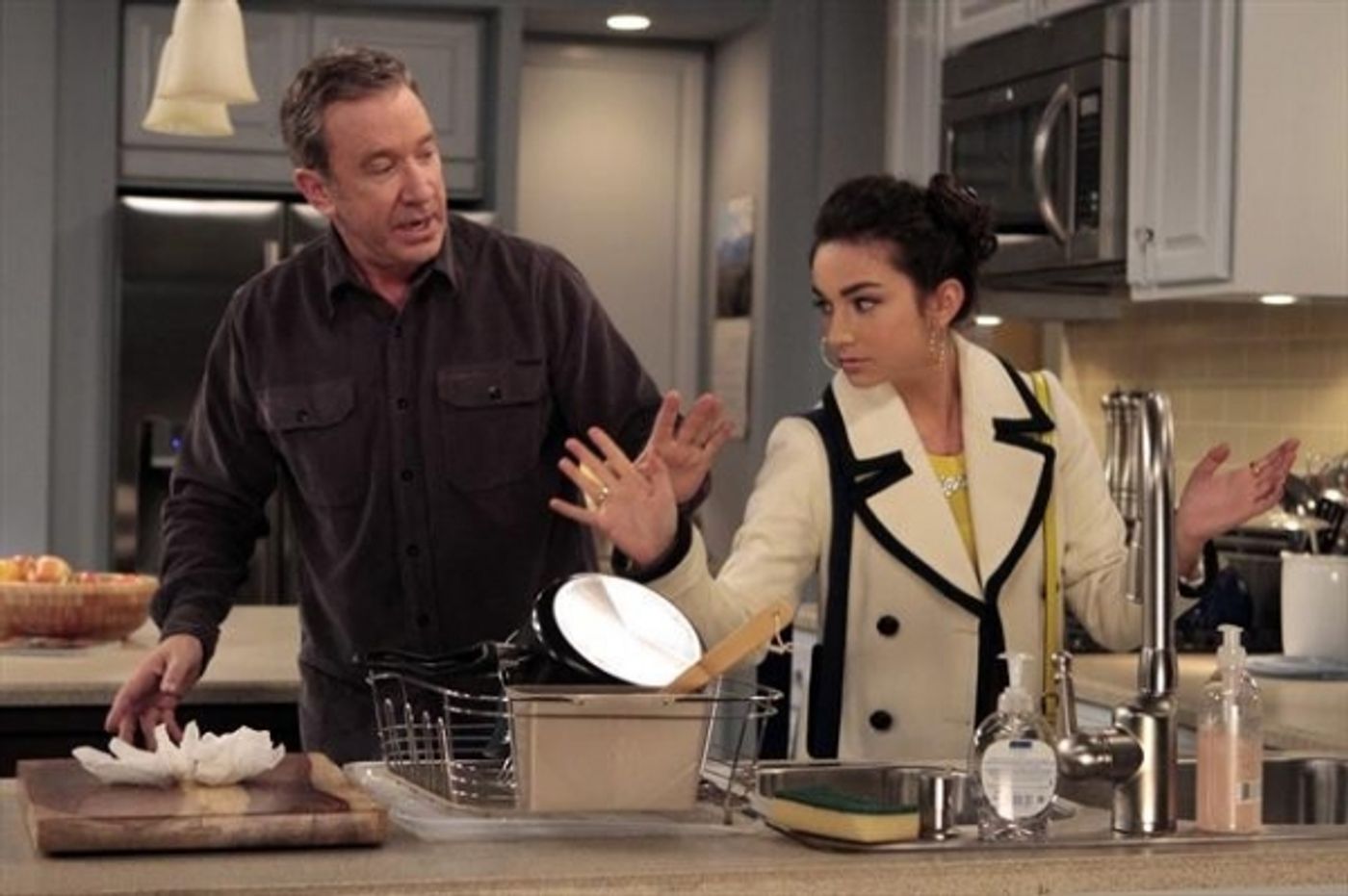 Photo Flash: This Friday's All New Episode of LAST MAN STANDING  Image