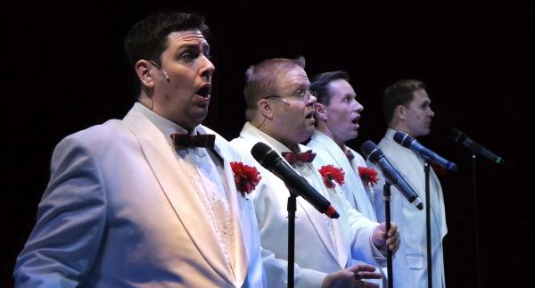 Jere Van Patten(Jinx), Brent Graham(Smudge), Tedd Glazebrook(Sparky), Michael Sackett Photo