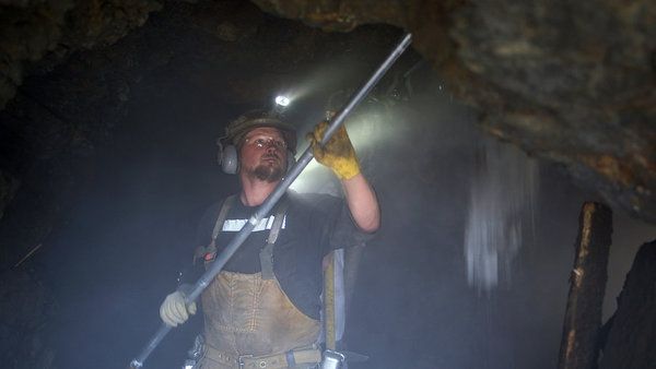 Photo Flash: First Look at GHOST MINE on Syfy  Image