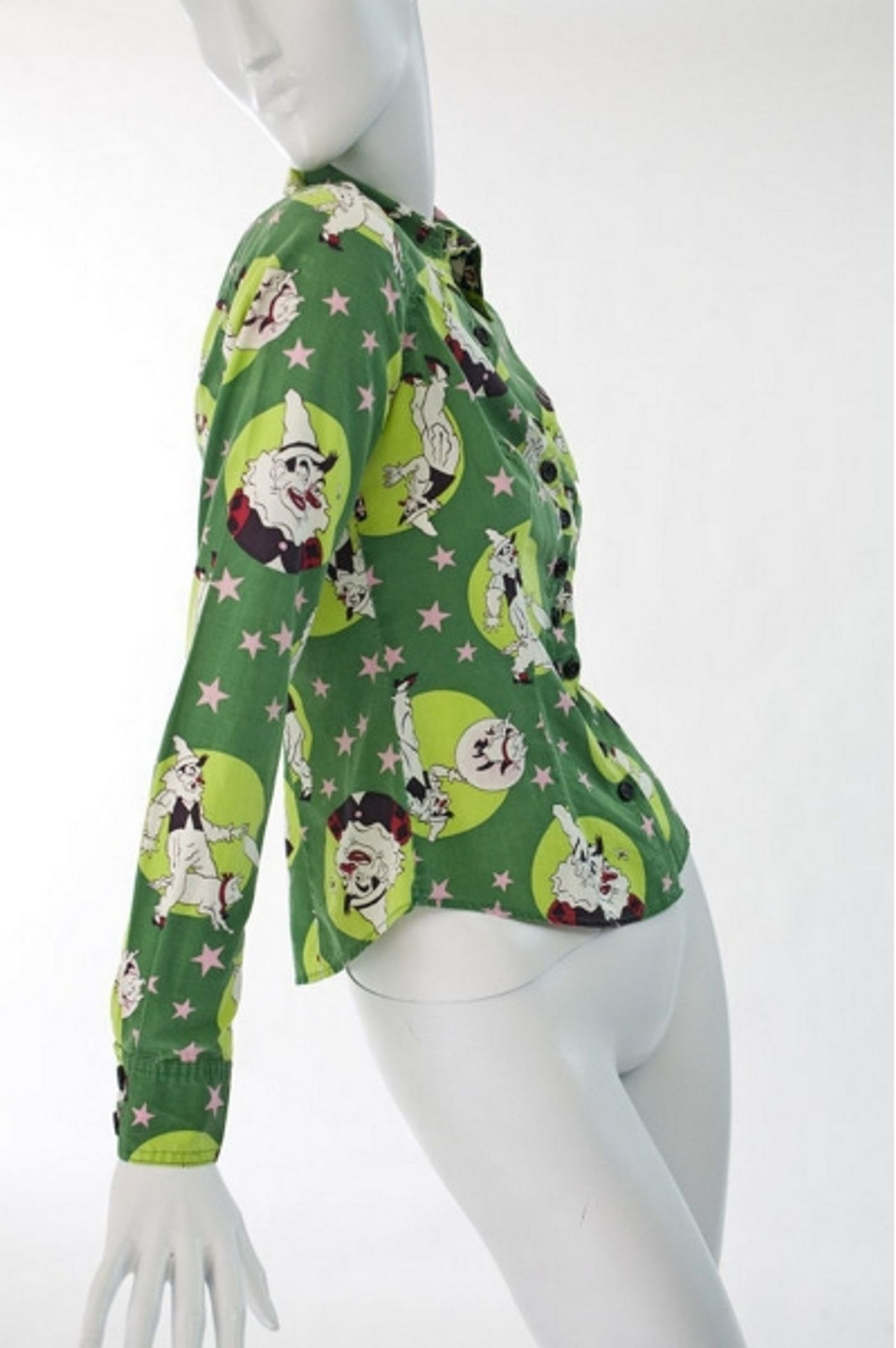 Photo Coverage: Betsey Johnson at the Manhattan Vintage Clothing Show Photo Coverage: Betsey Johnson at the Manhattan Vintage Clothing Show Image