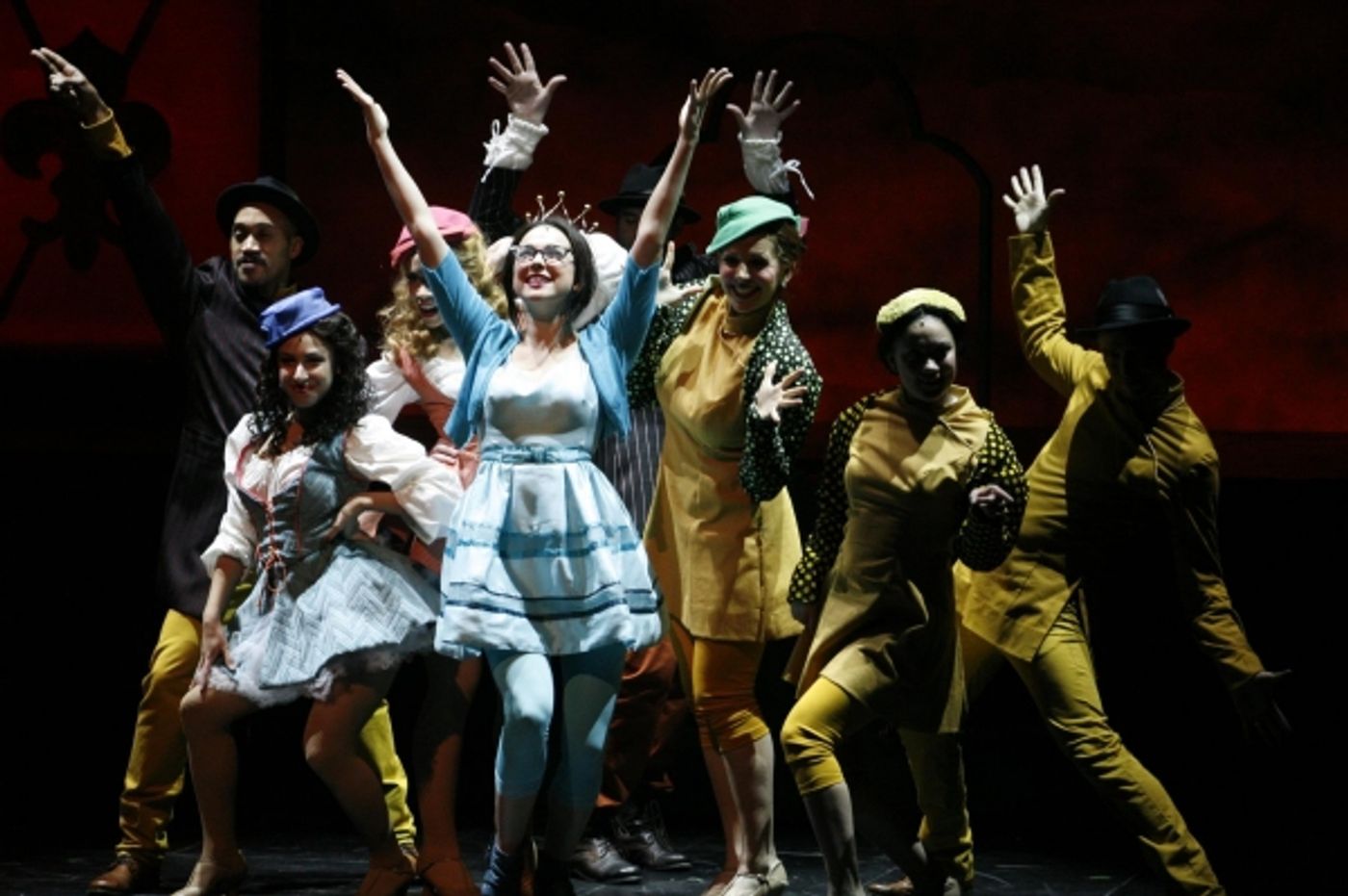 Photo Flash: First Look at Virginia Stage Company's FROG KISS  Image