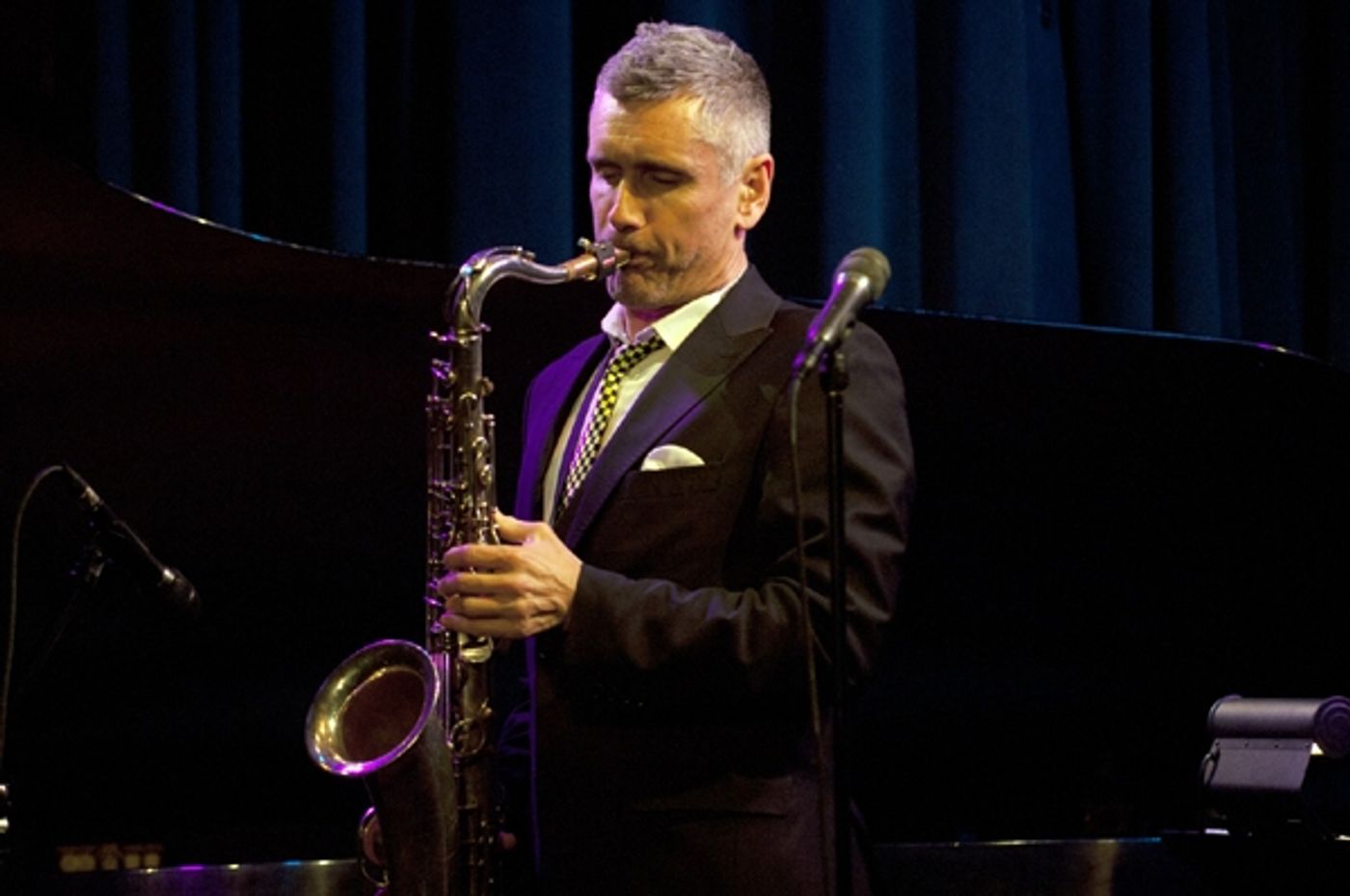 Photo Flash: Curtis Stigers' Opening Night at Live at The RRazz  Image