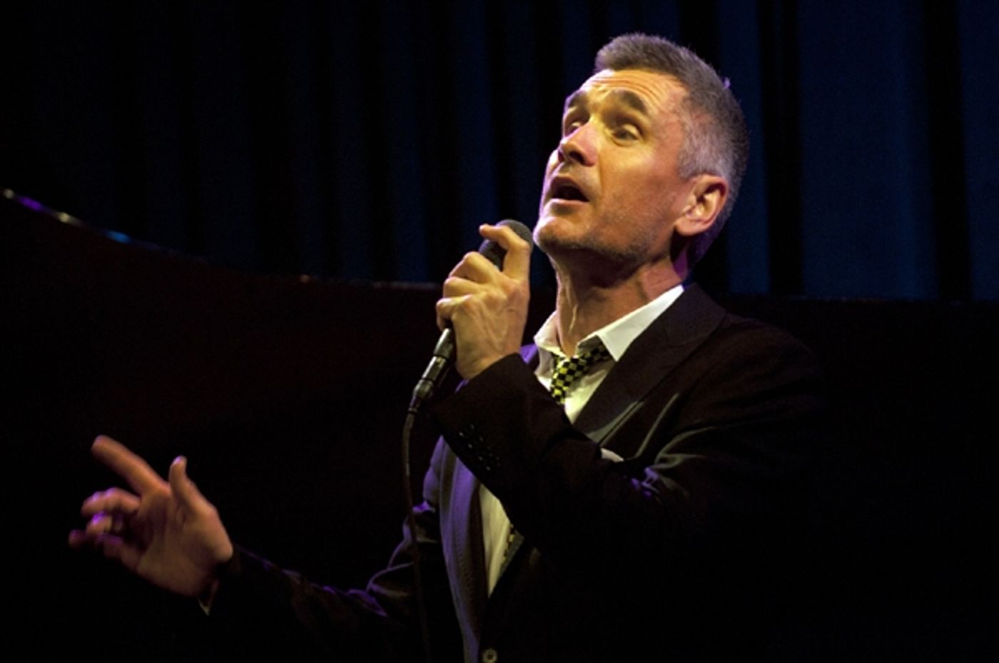 Photo Flash: Curtis Stigers' Opening Night at Live at The RRazz  Image