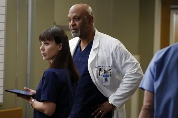 CONSTANCE ZIMMER, JAMES PICKENS JR. Photo