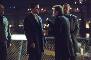 Stephen Amell, Seth Gabel, David Ramsey  Photo