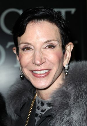 Amy Fine Collins @ BroadwayWorld Amy Fine Collins Photo