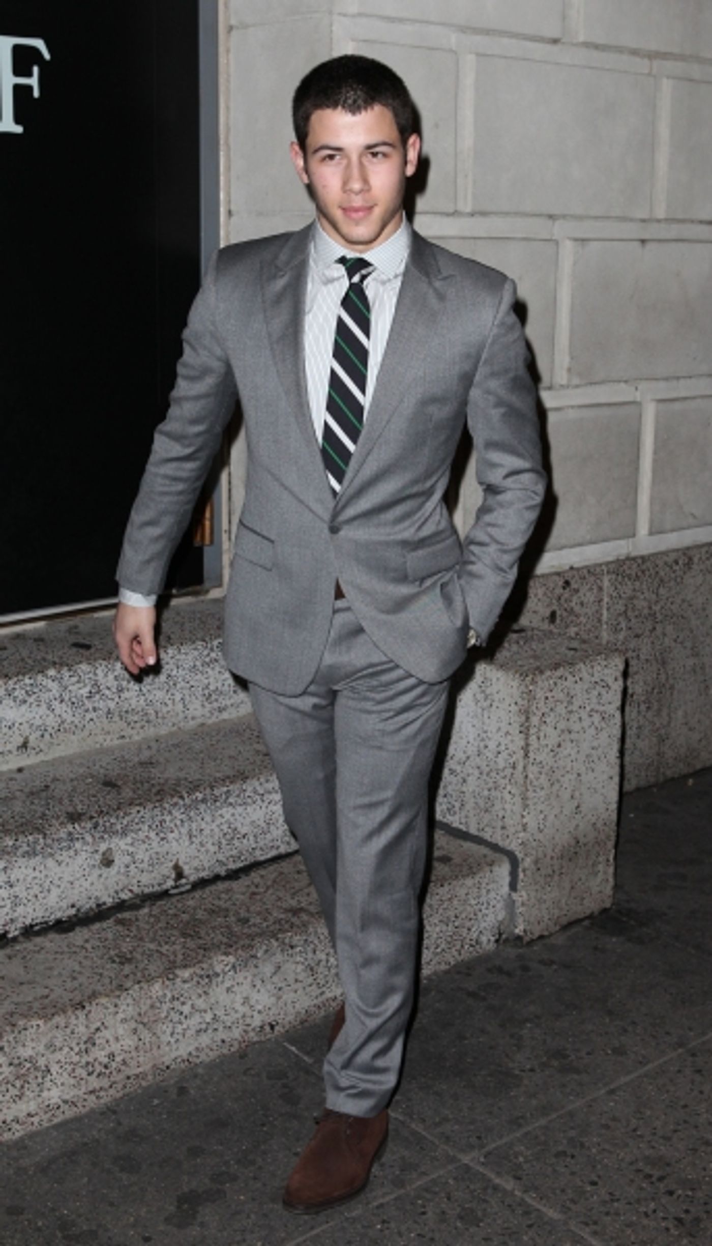 Photo Coverage: CAT ON A HOT TIN ROOF's Opening Night Theatre Arrivals Image