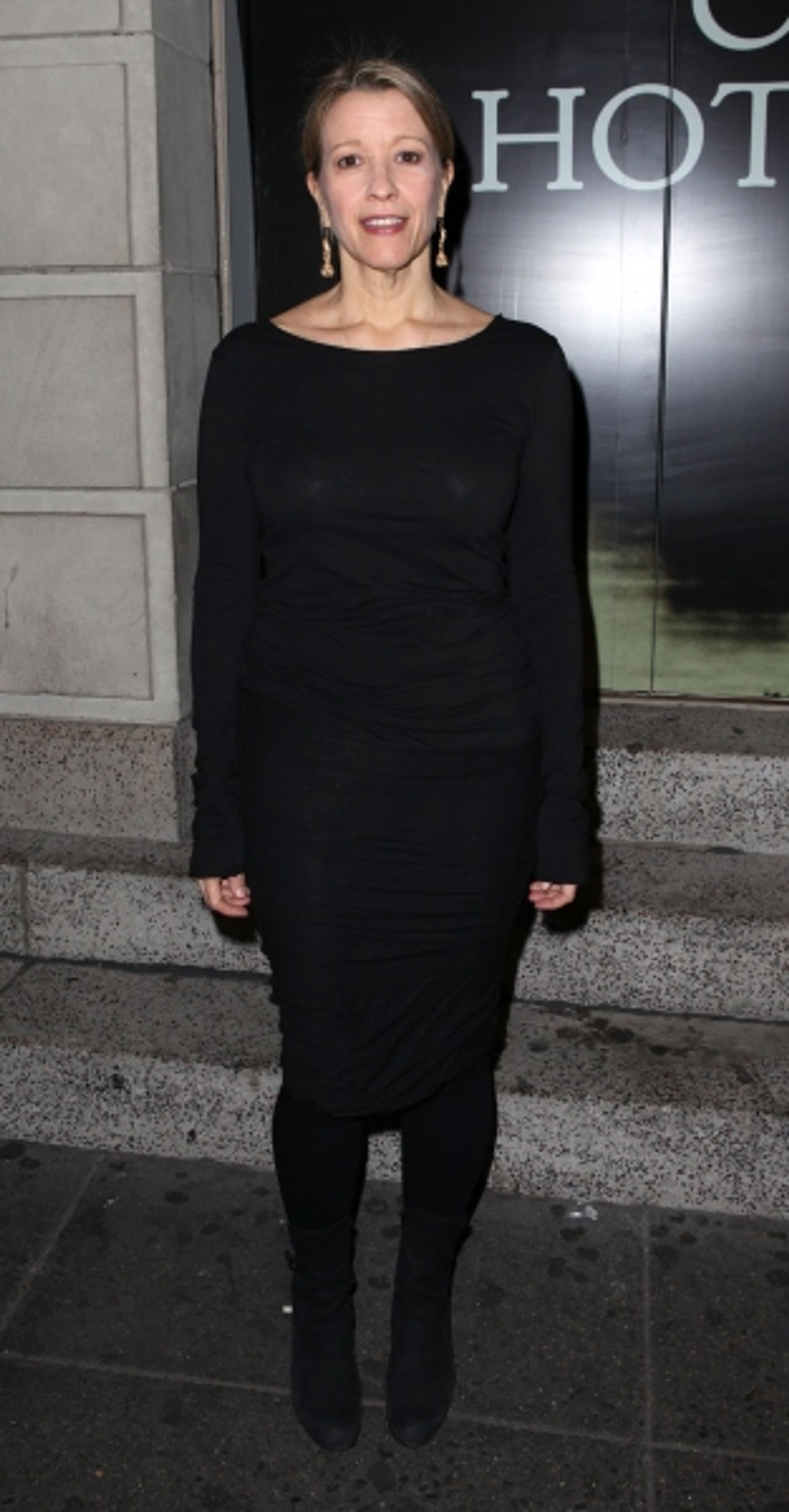 Photo Coverage: CAT ON A HOT TIN ROOF's Opening Night Theatre Arrivals Image