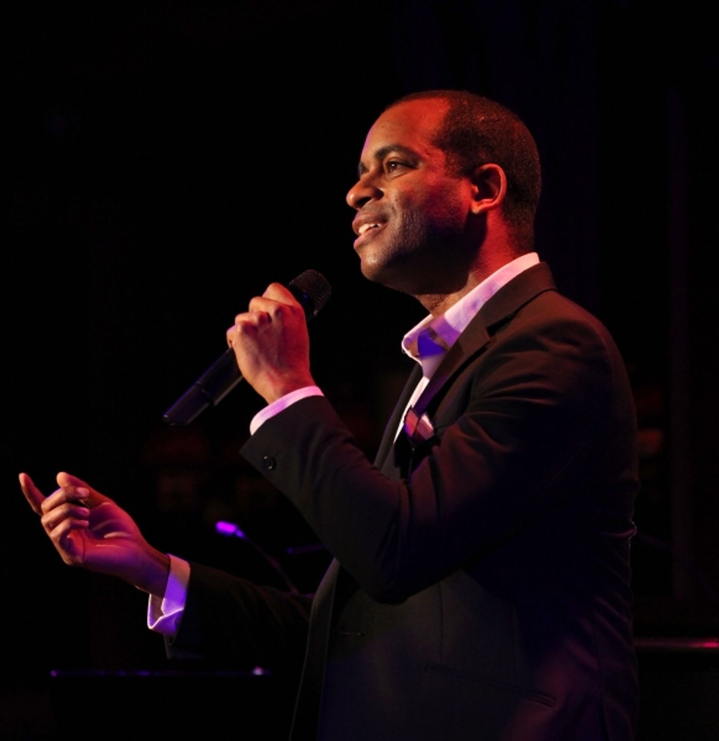 Photo Coverage: Daniel Breaker Previews 54 Below Show Image