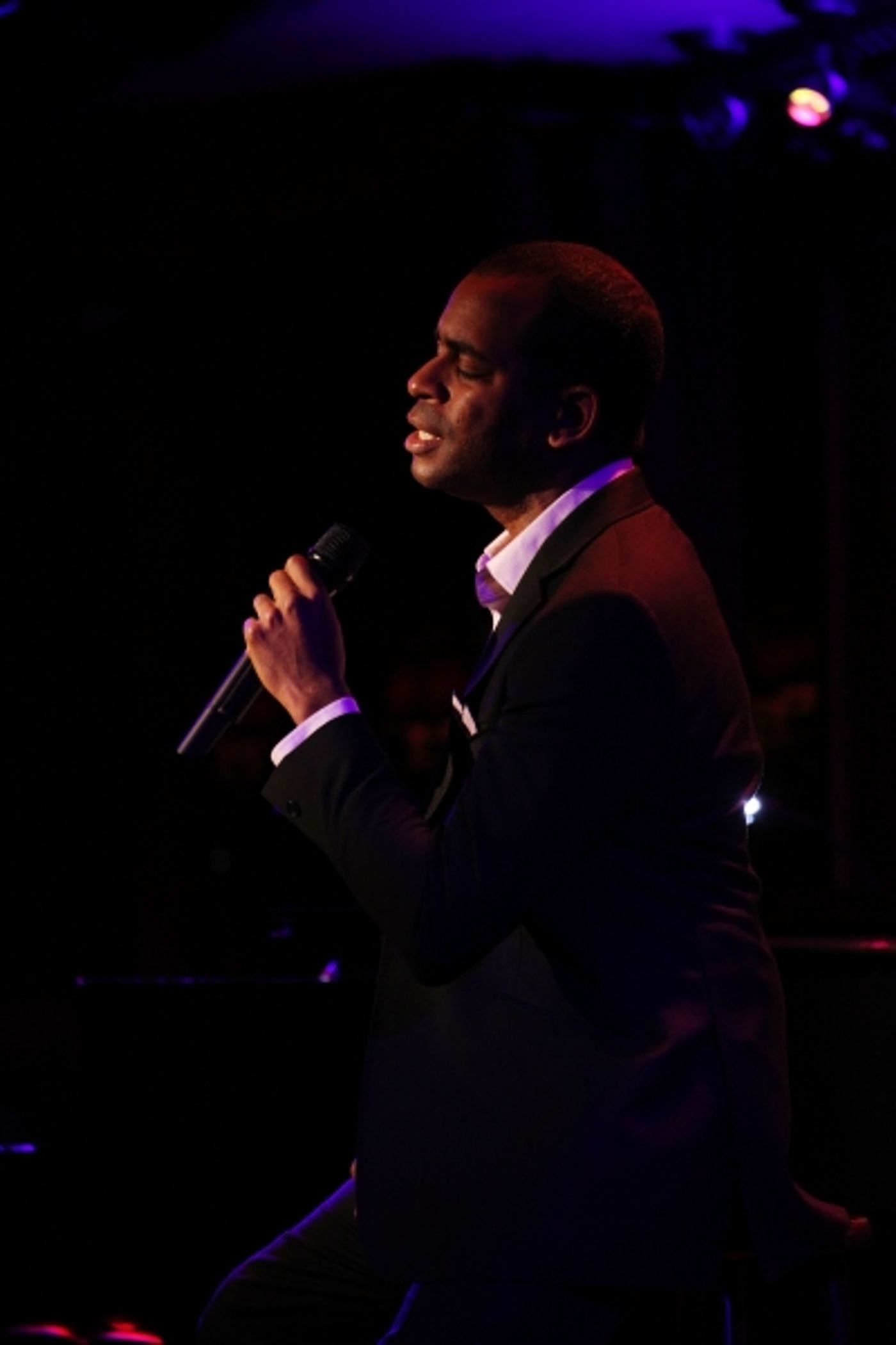 Photo Coverage: Daniel Breaker Previews 54 Below Show Image
