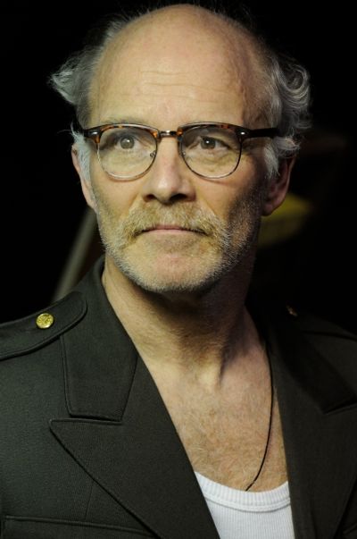 Dan Butler as detective Porfiry Photo