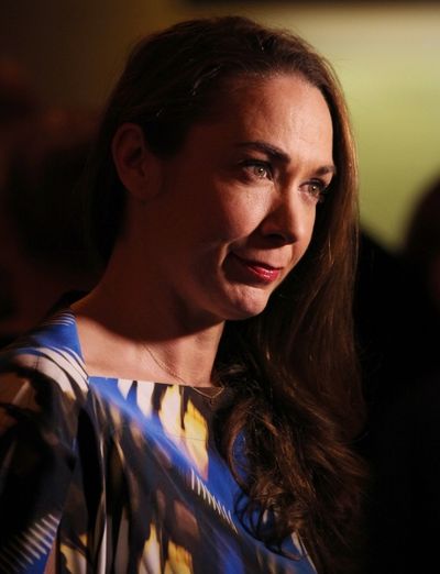 Elizabeth Marvel
 Photo