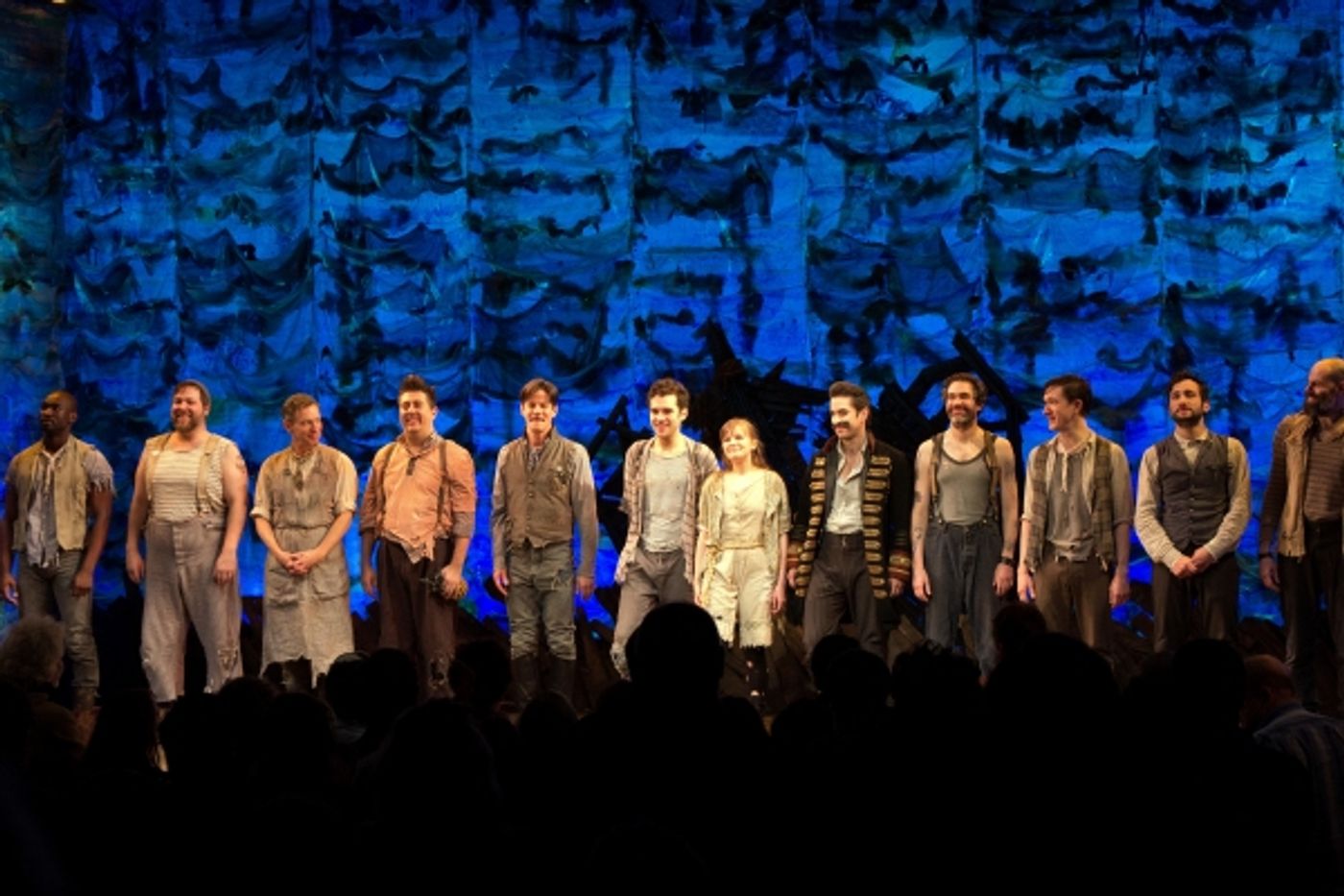 Photo Coverage: PETER AND THE STARCATCHER Cast Takes Final Broadway Bow!  Image