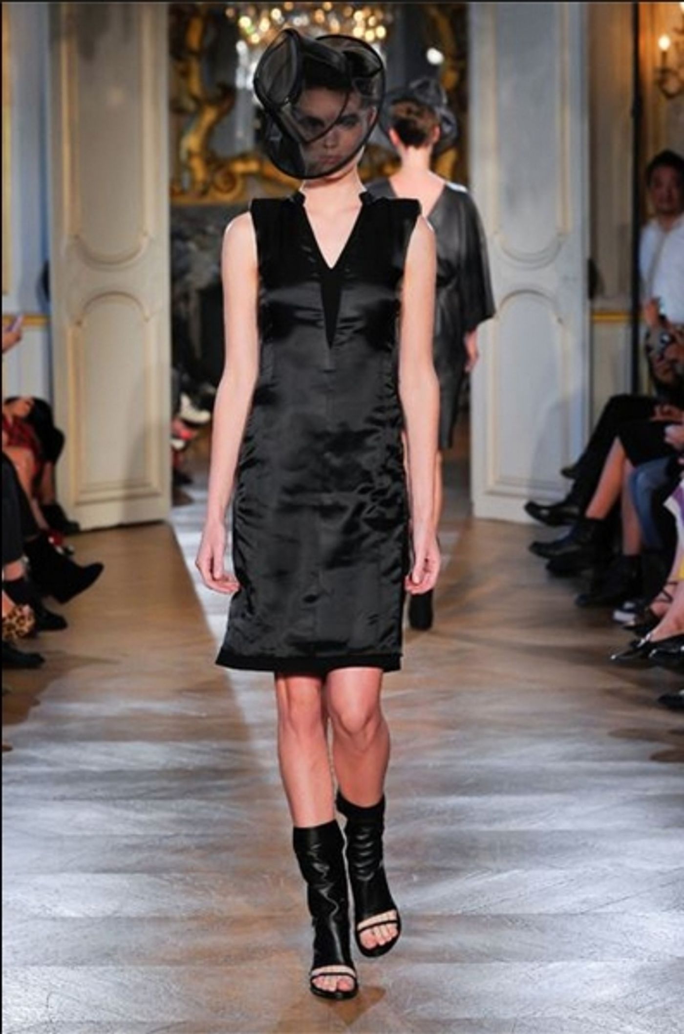 Photo Coverage: A.F. Vandervorst S/S 2013 Collection Preview  Image