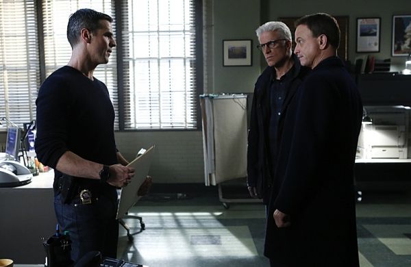 Eddie Cahill, Ted Danson, Gary Sinise Photo