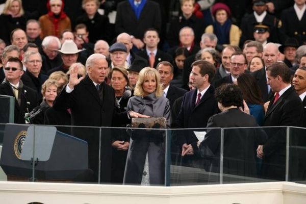 JOSEPH BIDEN, JILL BIDEN Photo