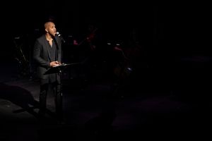 Darius de Haas Photo