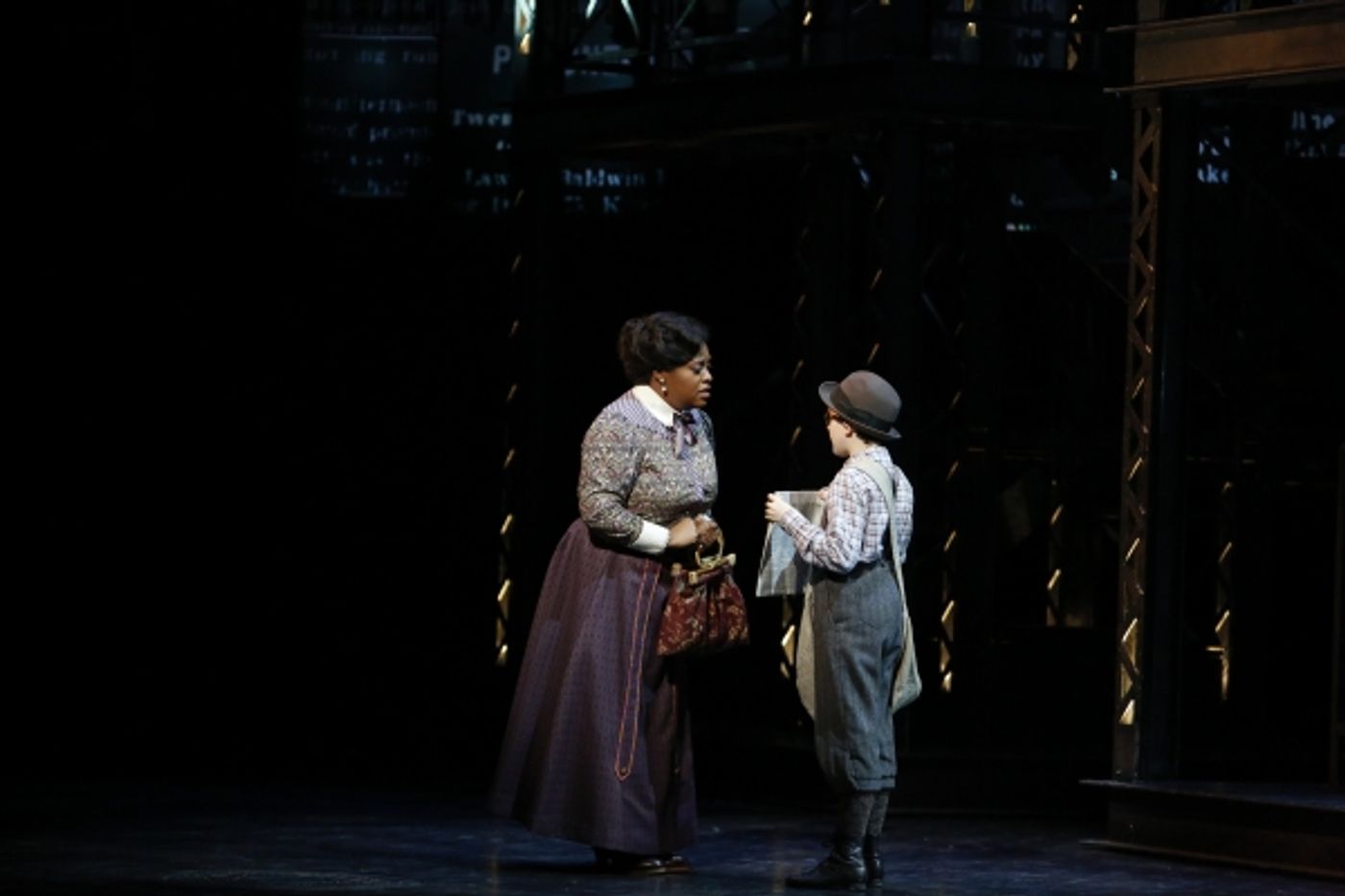 Photo Flash: THE VIEW's Sherri Shepherd Makes Appearance in NEWSIES Photo Flash: THE VIEW's Sherri Shepherd Makes Appearance in NEWSIES Image