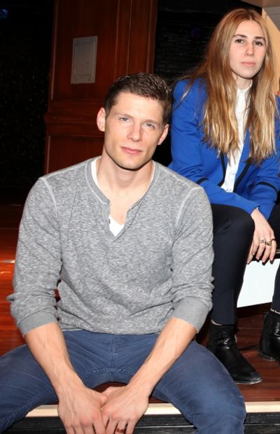 Matt Lauria, Zosia Mamet Photo