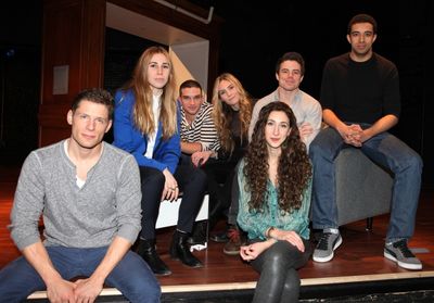 Matt Lauria, Zosia Mamet, Evan Jonigkeit,  Aleque Reid, David Hull, Lauren Culpepper  Photo