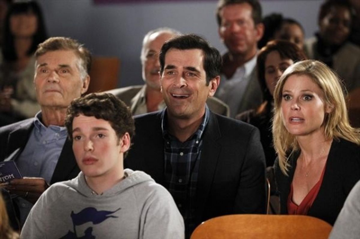 FRED WILLARD, TY BURRELL, JULIE BOWEN at 