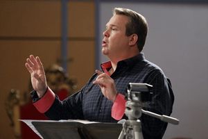 ERIC STONESTREET Photo