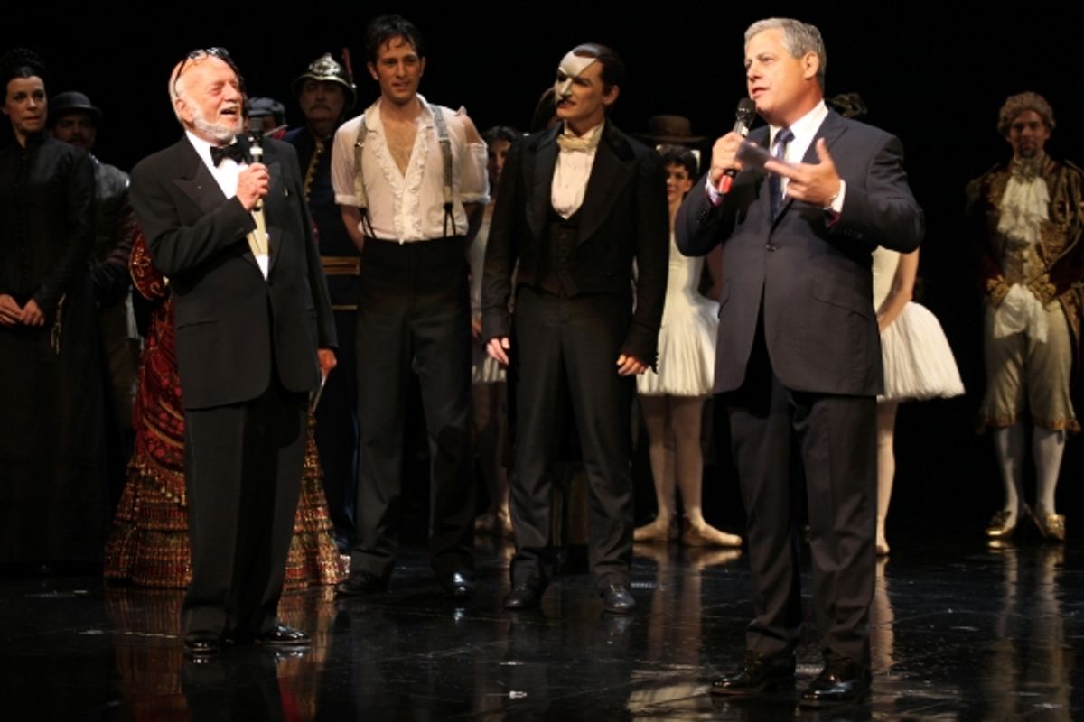 Hal Prince & Cameron Mackintosh with ensemble cast at 