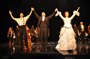 Kyle Barisich, Hugh Panaro and Sierra Boggess
@ BroadwayWorld Kyle Barisich, Hugh Panaro and Sierra Boggess
Photo