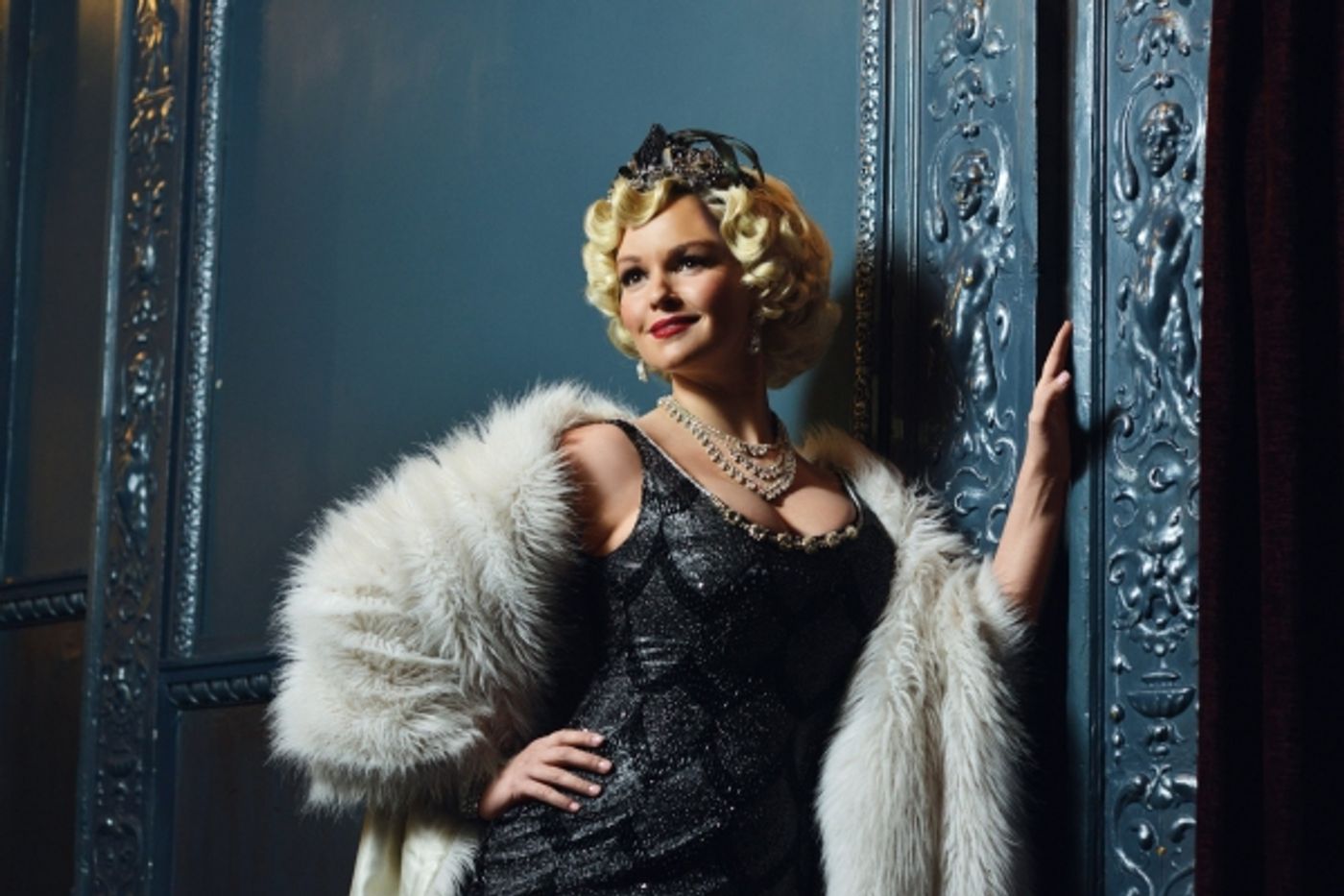 Photo Coverage: Jennifer Ellison Joins SINGIN' IN THE RAIN!  Image