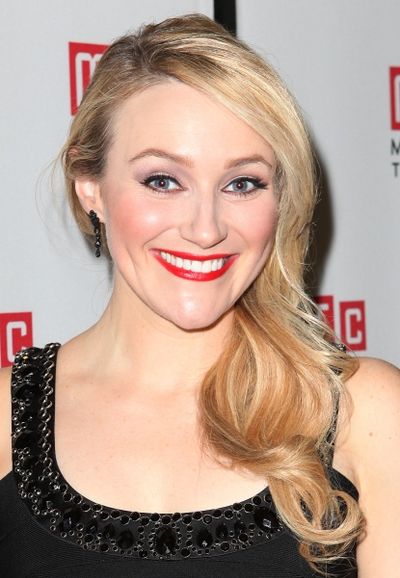 Betsy Wolfe
 Photo