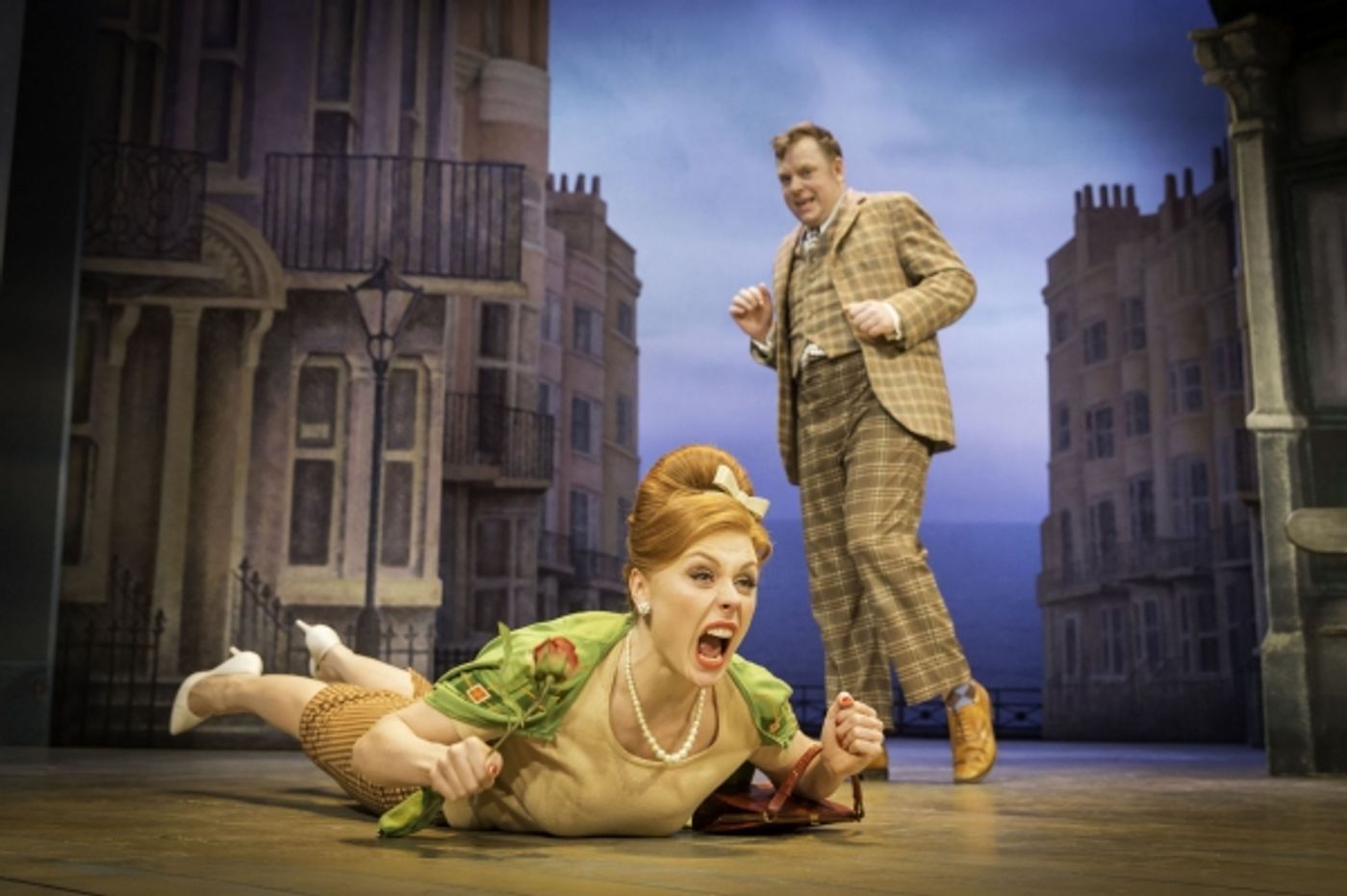 Photo Flash: First Look at Rufus Hound and More in West End's ONE MAN, TWO GUVNORS  Image