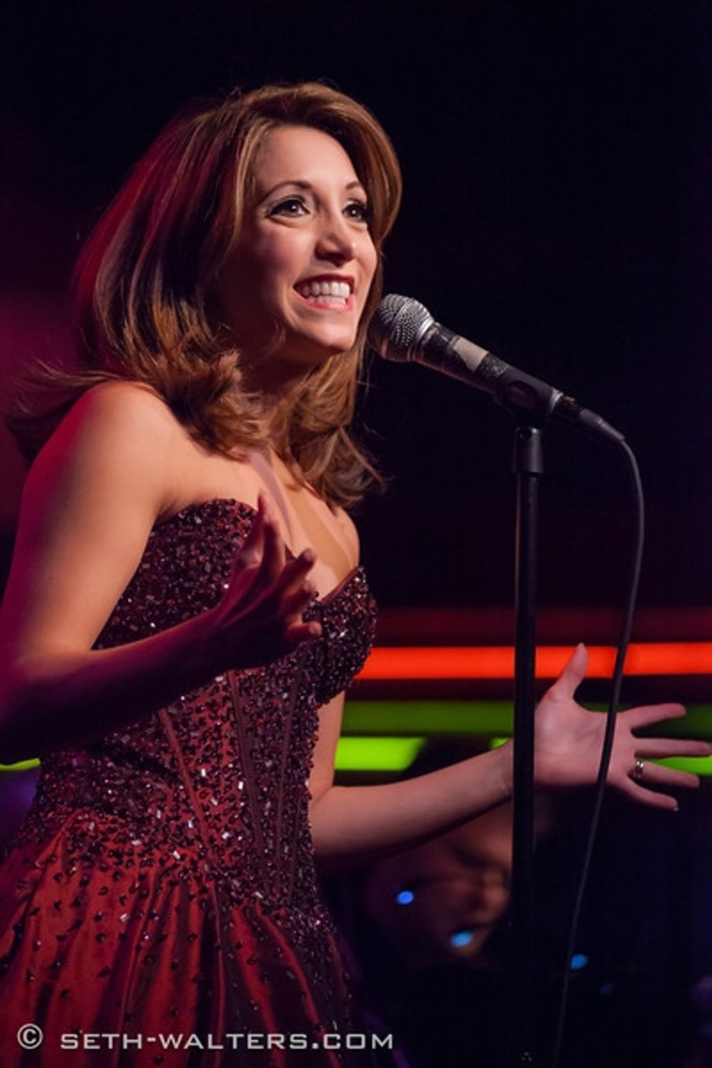 Photo Coverage: Christina Bianco Brings MORE DIVA MOMENTS to Birdland Image