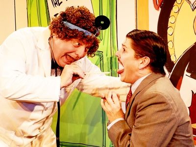 John Hagadorn as Willie Clark, Paul Deiss as Patient Photo