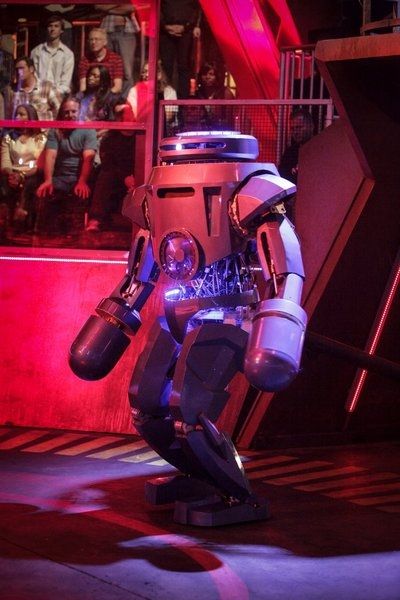 Photo Flash: First Look at Syfy's ROBOT COMBAT LEAGUE  Image