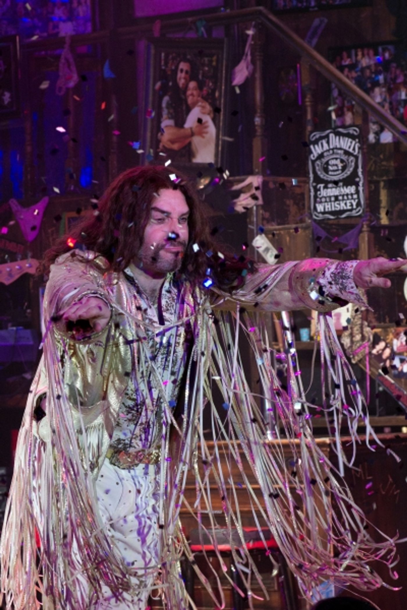 Photo Coverage: NY Yankee Mark Teixeira Makes Appearance in ROCK OF AGES!  Image