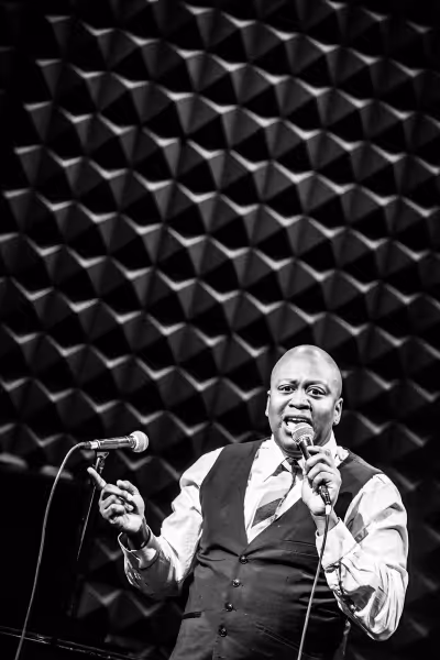 Tituss Burgess
 Photo