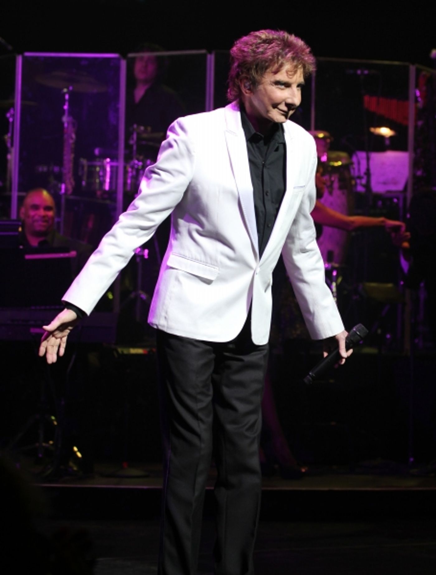 Photo Coverage: MANILOW ON BROADWAY's Opening Night Curtain Call and Encore!  Image