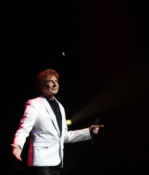 Barry Manilow @ BroadwayWorld Barry Manilow Photo