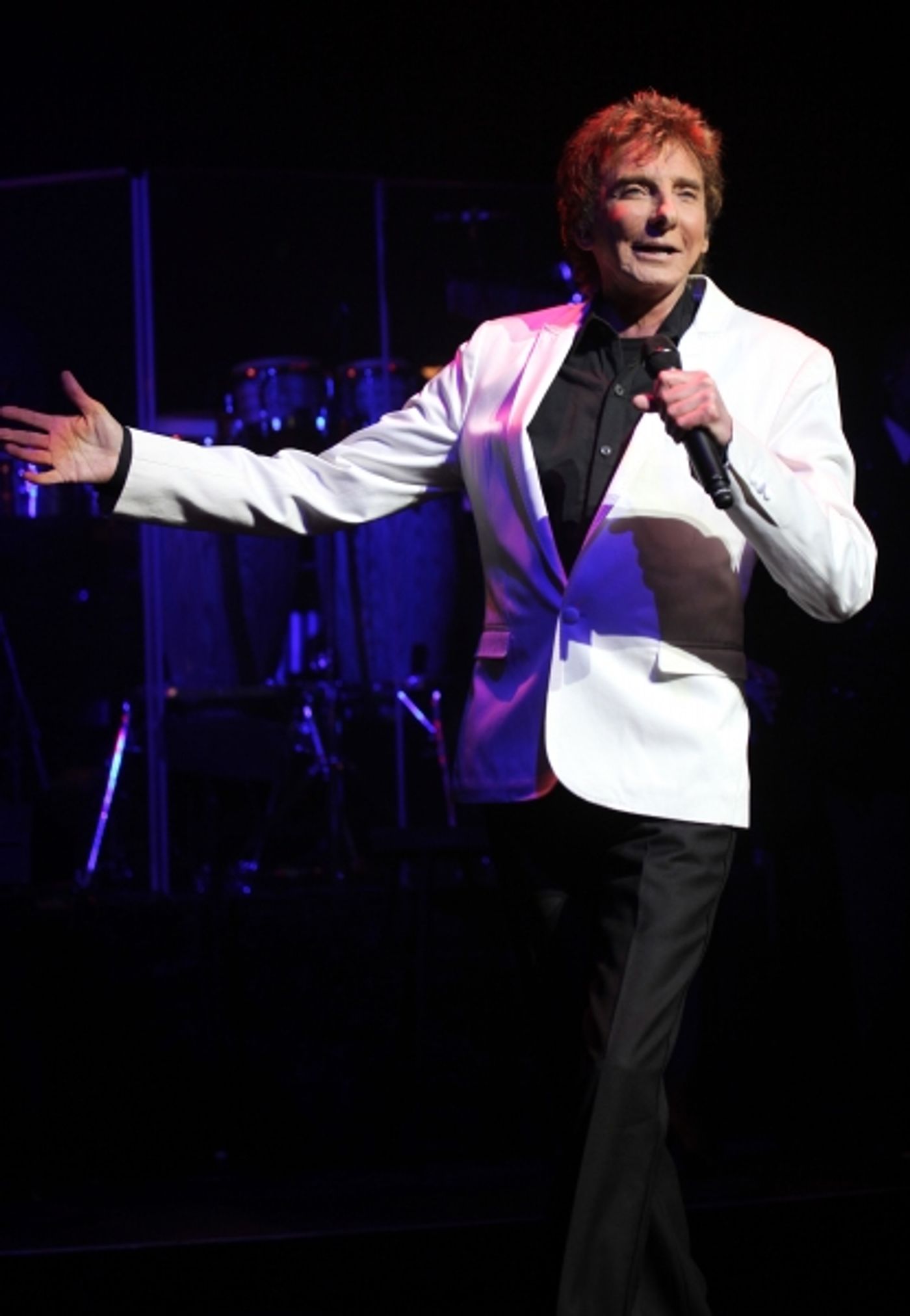 Photo Coverage: MANILOW ON BROADWAY's Opening Night Curtain Call and Encore!  Image