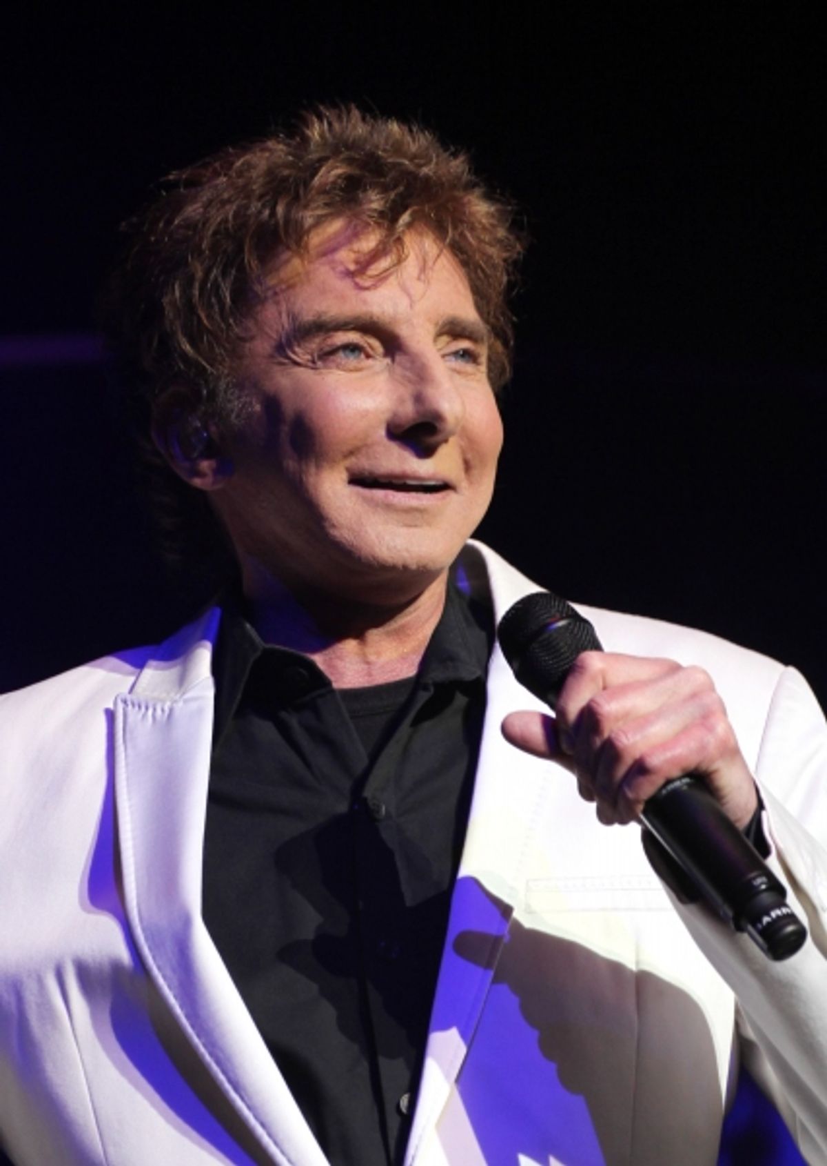 Barry Manilow  at 